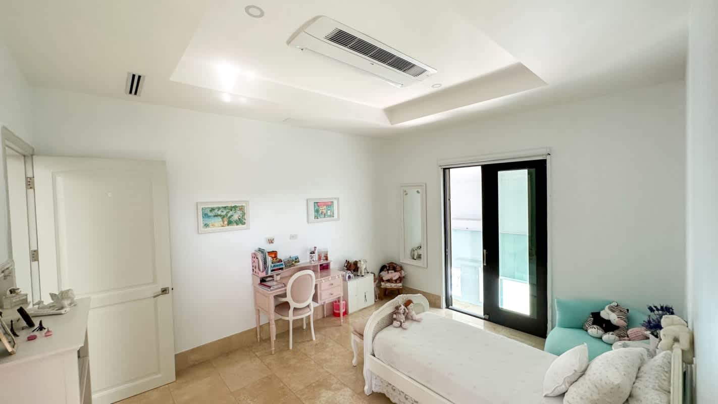 Exclusive 5BR Mansion Santa María Golf Community Panama