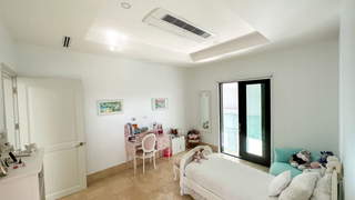 Luxury House for Sale in Costa Sur - 5 bedrooms