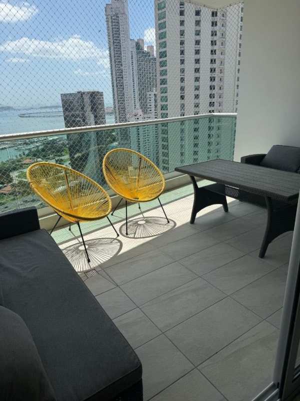 Elegant dining area with marble floors, modern furniture and AC at PH Costanera Avenida Balboa Panama