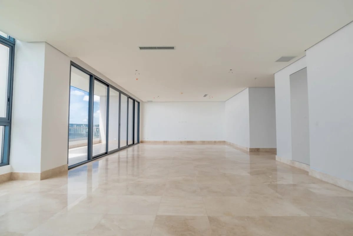 Large balcony with glass railing panoramic ocean and city skyline view PH Matisse Panama