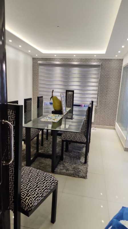 Contemporary dining space with glass table, geometric chairs in PH Crystal Springs Panama