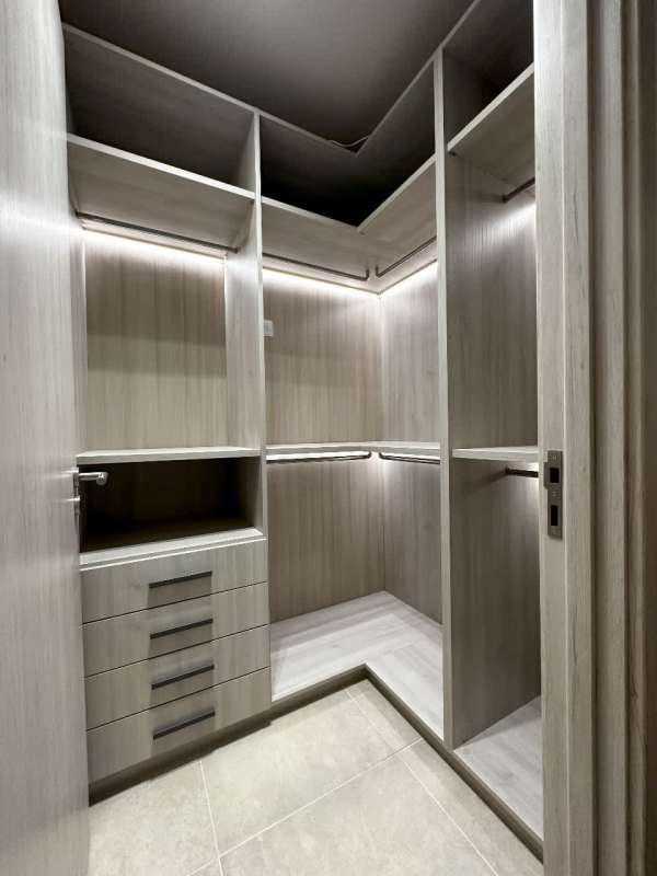 Modern bathroom with glass shower, vanity, quality fixtures PH Country Club Santa María Panama City