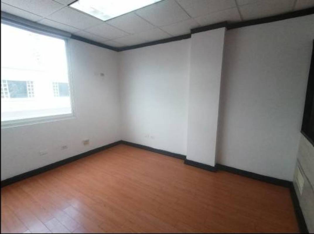 Small private office with desks wooden panels in PH Camino de Cruces El Dorado Panama