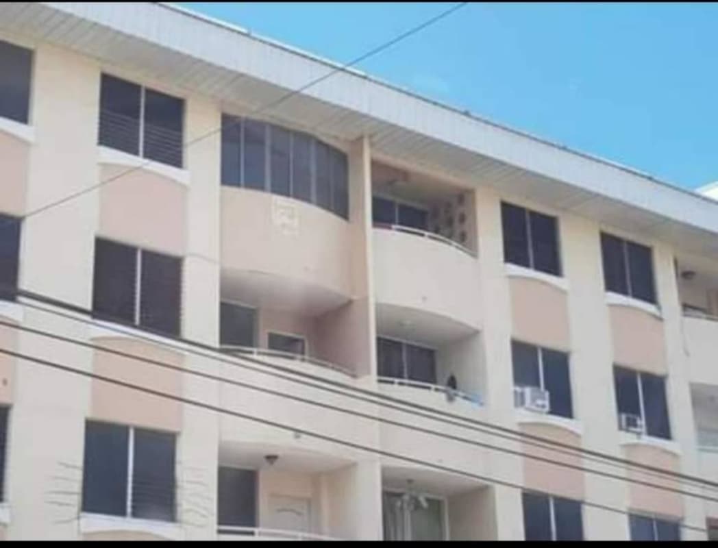 Exterior facade of PH Campo Limberg with multiple balconies in Don Bosco Panama City