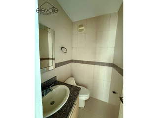 Apartment for Sale in San Francisco - 3 bedrooms