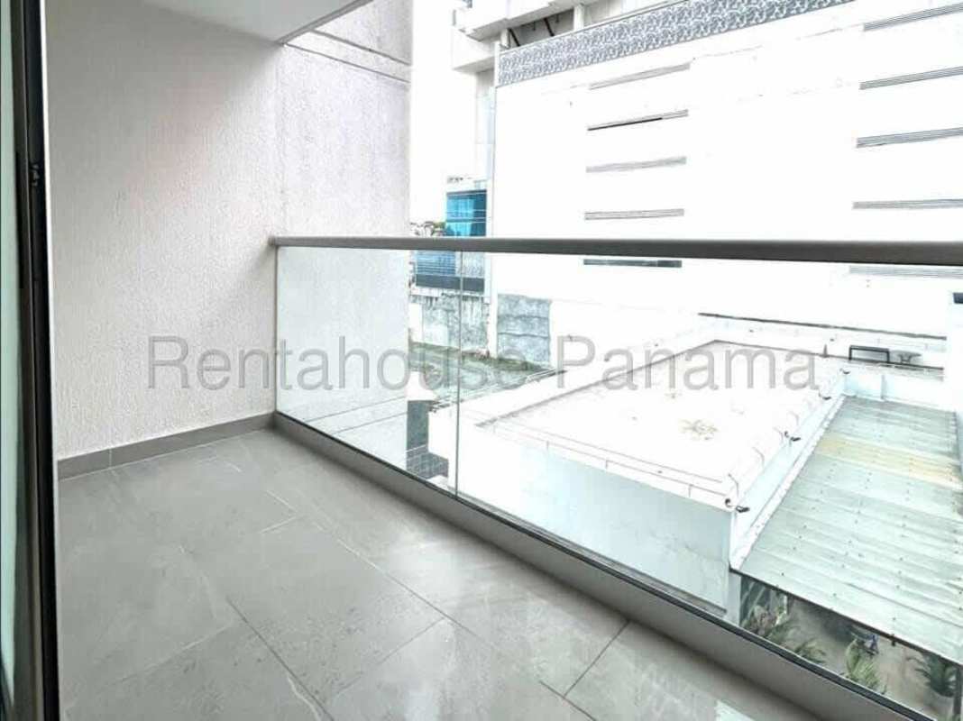 Bedroom with city view window and built-in closet PH Pijao apartment Costa del Este