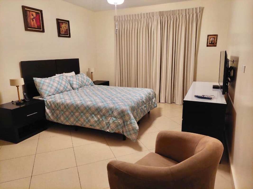 Furnished 2BR Apartment with Balcony in PH Embassy Club Clayton