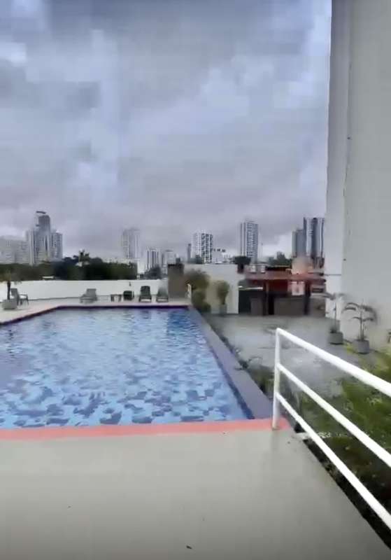 Rooftop swimming pool overlooking Panama City skyline at PH Montemar San Francisco