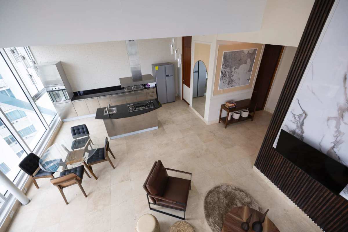 Spacious master bedroom with walk-in closet and sea view at PH Loft 41 Punta Pacifica for rent