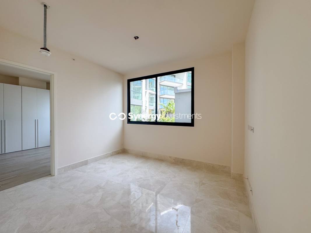 Garden terrace with greenery at waterfront PH Ocean Reef Islands Panama City