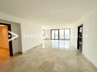 Apartment for Sale in Santa María - 3 bedrooms