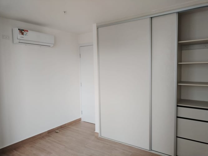 Bedroom with built-in wardrobe, AC PH Velure El Cangrejo Panama