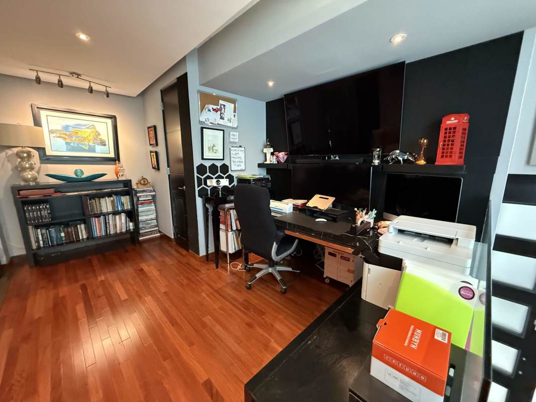 Private swimming pool with terrace relaxation area Bianco Loft Altos del Golf Panama