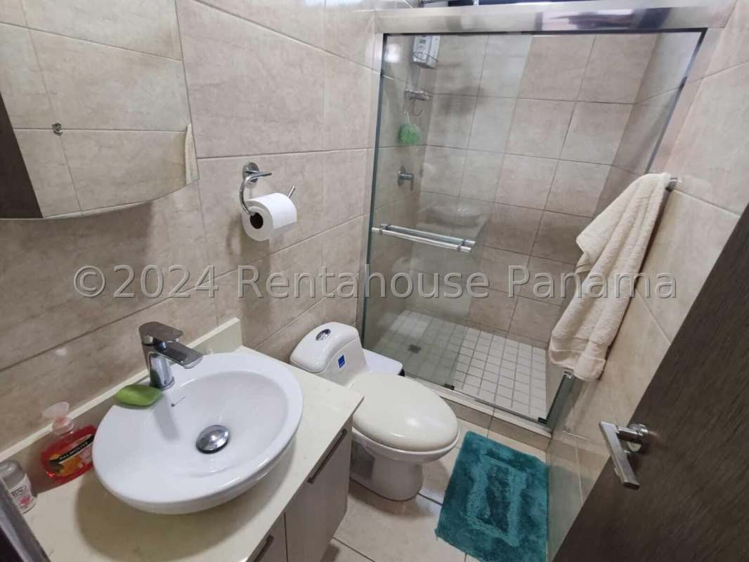 Modern kitchen with granite countertop and appliances in PH Quattro apartment Parque Lefevre Panama City