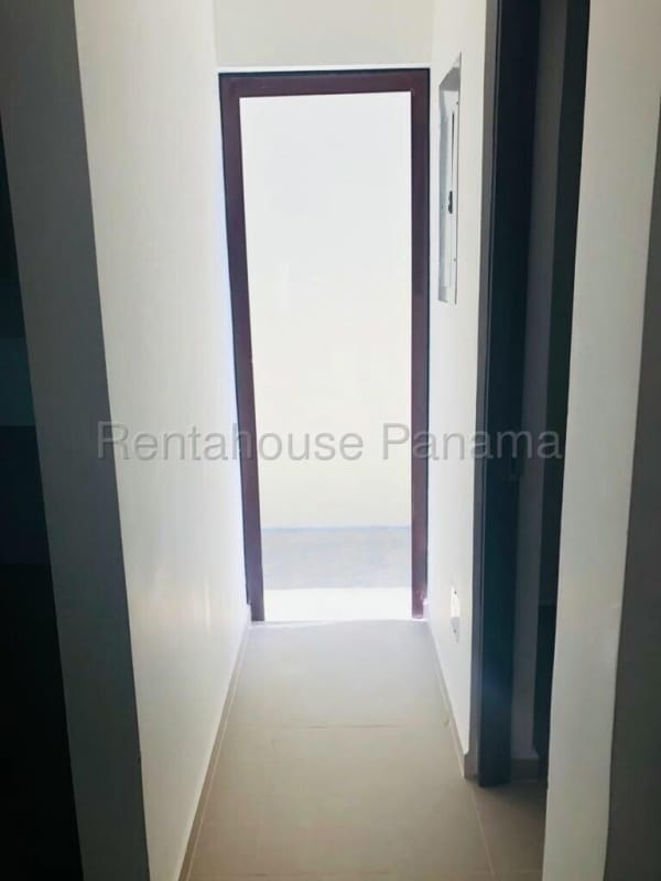 Spacious 3BR House in Golf Gardens PH Brisas del Golf