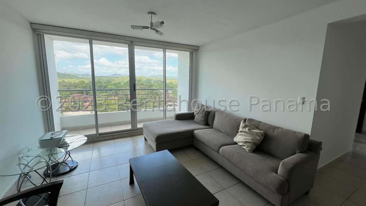 Dining space adjacent to open kitchen with granite countertops PH Albrook Parkside Clayton