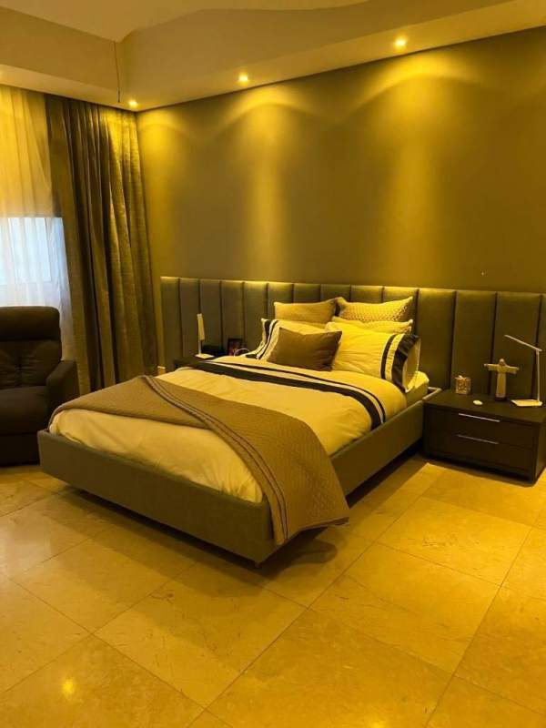 Modern living room with floor-to-ceiling ocean views and luxury decor at PH Venetian Tower Punta Pacifica Panama