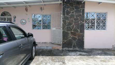 Spacious living dining area semi-furnished in Vista Alegre Veracruz Panama