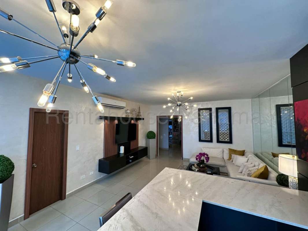 Spacious kitchen with modern cabinetry at PH Diamond Obarrio Panama