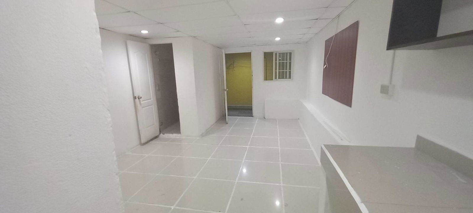 Tiled basement or utility room with recessed lighting in Colonias del Prado