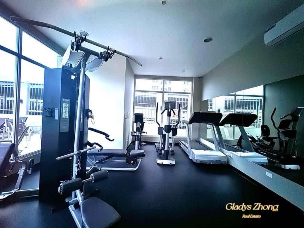 Interior gym with machines at PH Rokas Condado del Rey