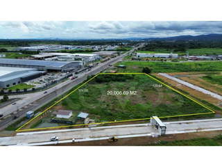 Commercial Land for Sale in 24 de Diciembre - 0 bedrooms
