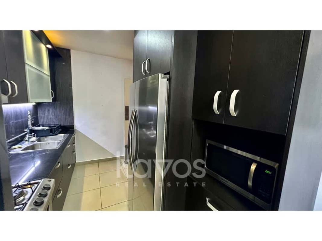 Contemporary bathroom with glass enclosure shower and vanity in PH San Francisco Bay