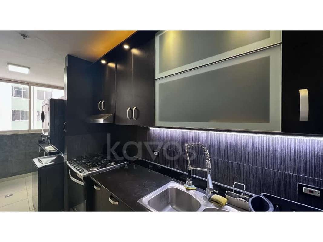 Bedroom with closet and AC in PH San Francisco Bay apartment Panama City