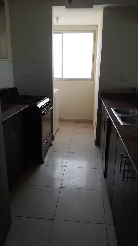 Bedroom with wardrobe and natural light in PH Centennial Parque Lefevre Panama City