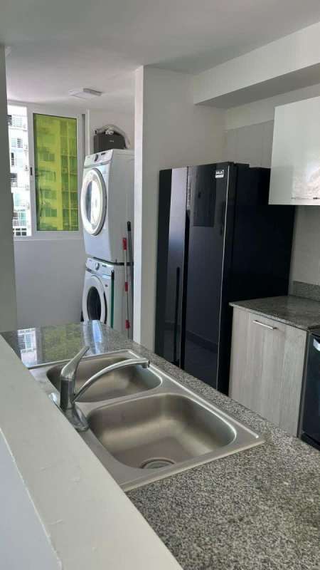 Second bedroom with closet and AC in apartment for rent PH Metropolitan Park Via España Panama
