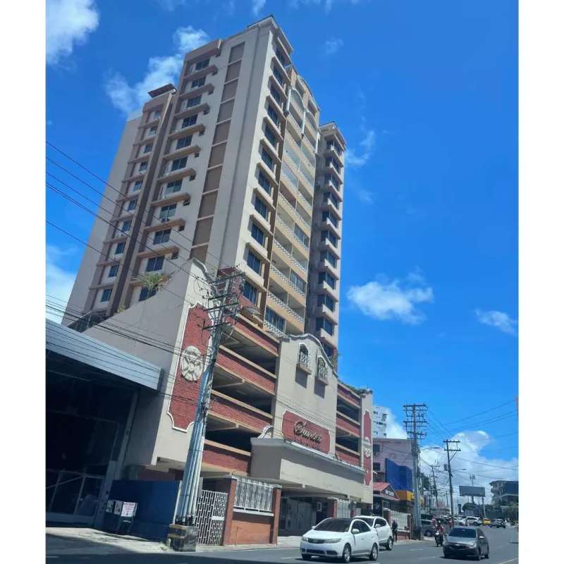 Open rooftop social space with pergola and green area in PH Torre Porras Via Porras Panama