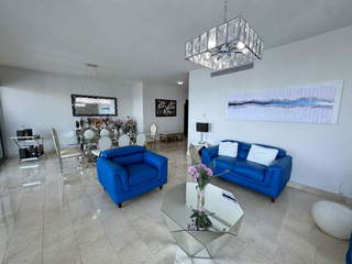 Apartment for Sale in San Francisco - 3 bedrooms