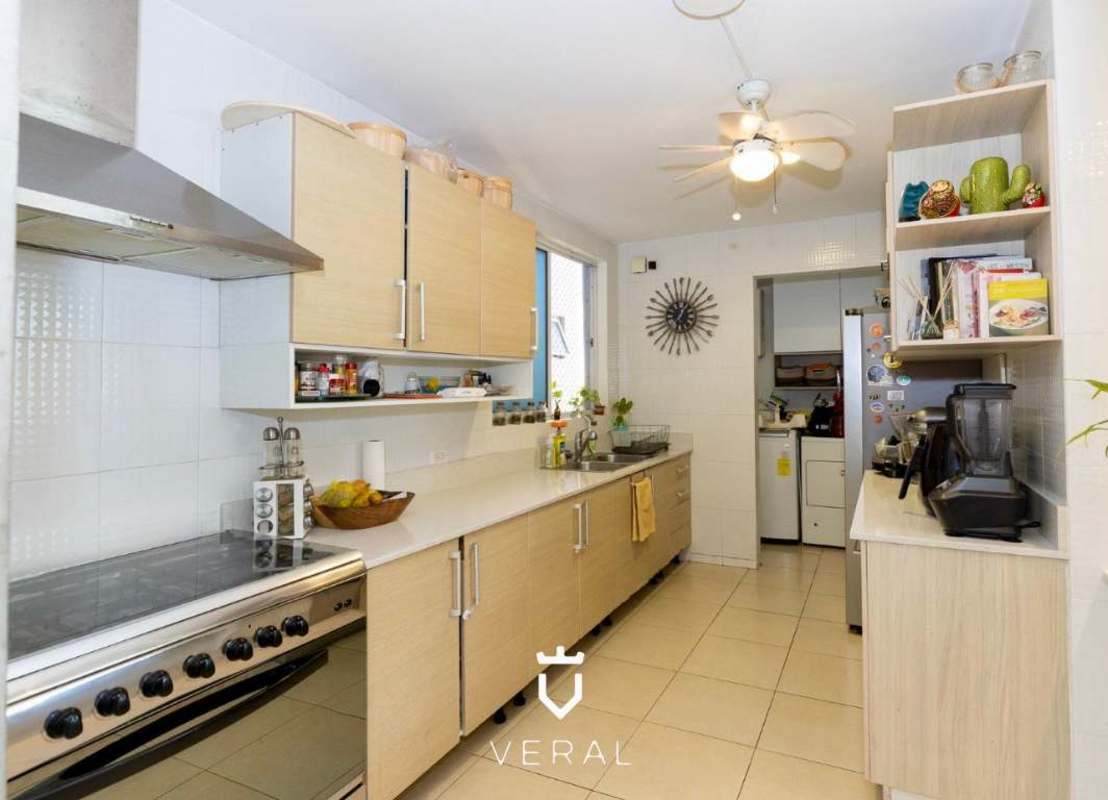 Modern loft workspace with large window and city view in PH Blue Park Panama