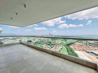 Apartment for Sale in Santa Maria - 3 bedrooms