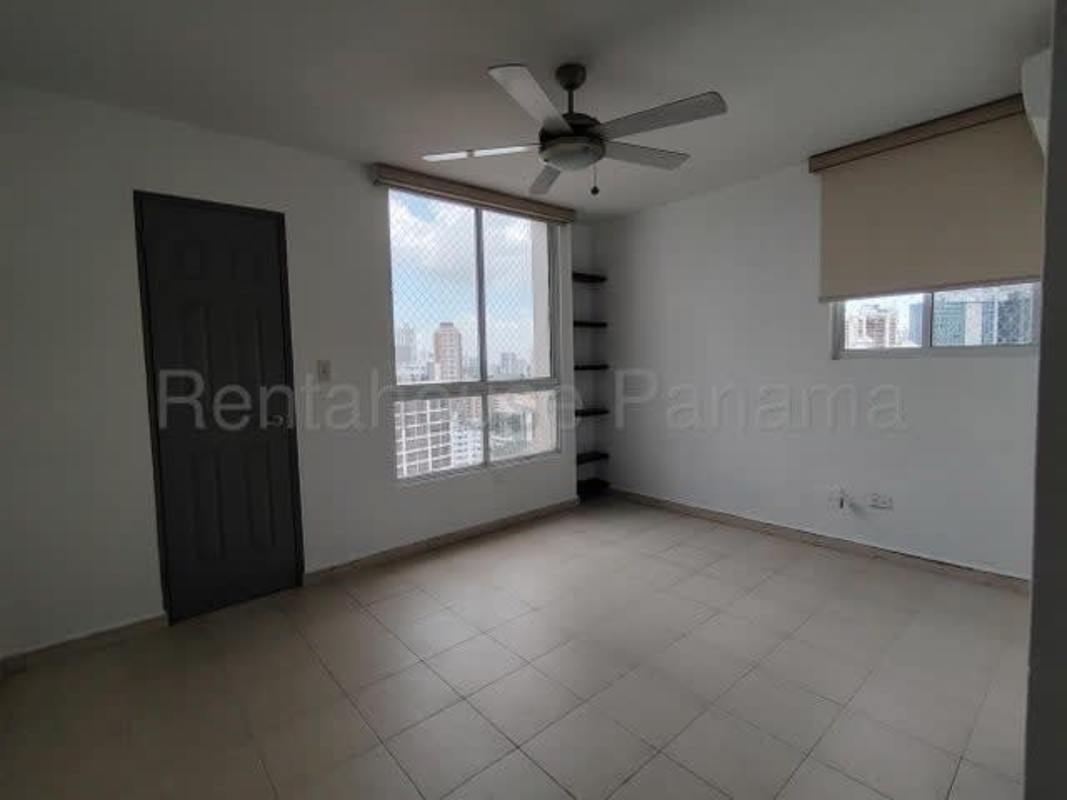 Outdoor covered patio and swimming pool at PH Mandalay in El Cangrejo Panama City