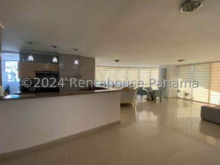 Apartment for Sale in San Francisco - 3 bedrooms