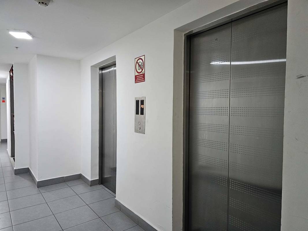 Furnished 3BR Apartment with Balcony PH ILO Via Transístmica