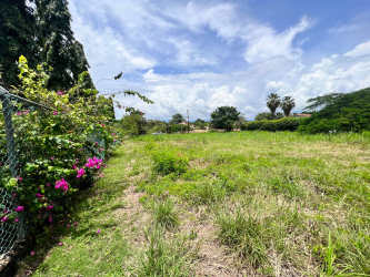 Large vacant land in Coronado Panama