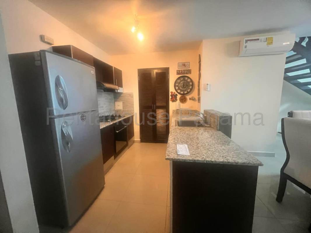 Laundry space with washer dryer connections PH Cangrejo Loft Panama