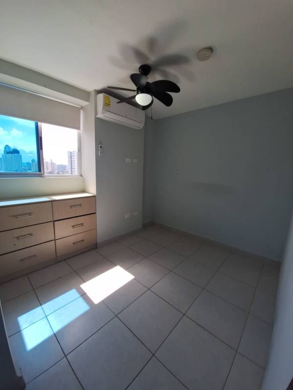 Second bedroom with built-in closet, tile flooring, window and AC PH Carrasquilla Park View Panama
