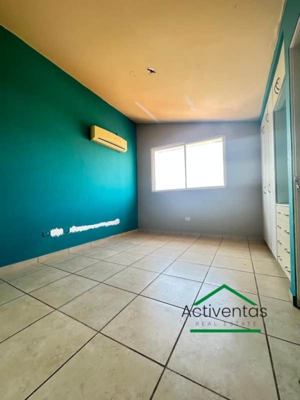 Covered backyard terrace outdoor space in PH Brisas Heights Panama