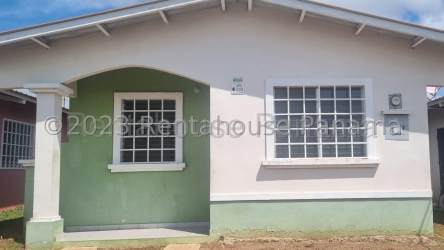 Cozy 2BR House in Bosque Dorado La Chorrera