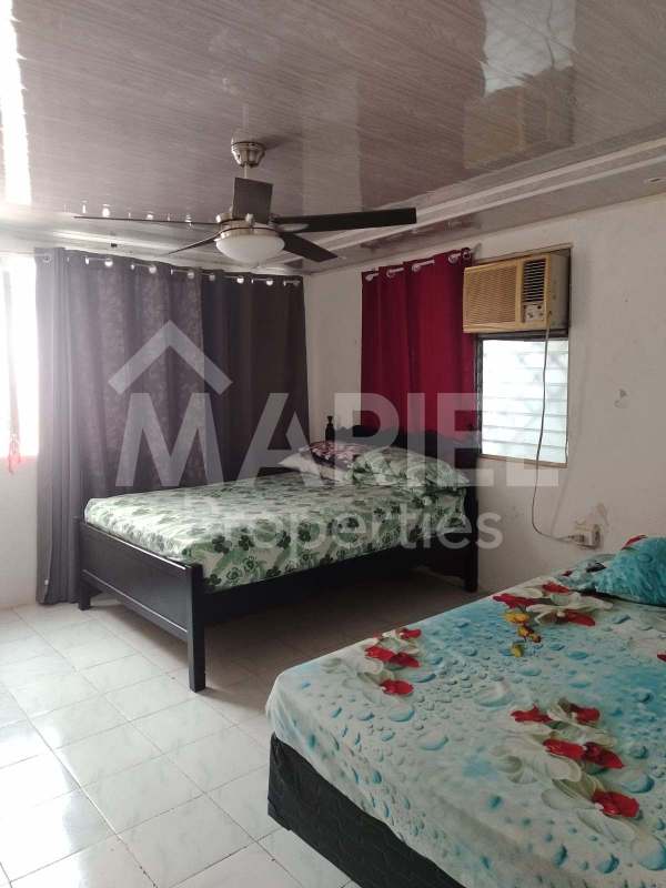 Secondary bedroom tiled floor window house for sale Don Bosco Panama
