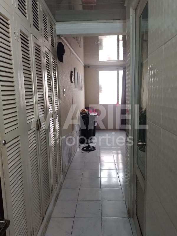 Bright living room with access to terrace in Don Bosco Panama house