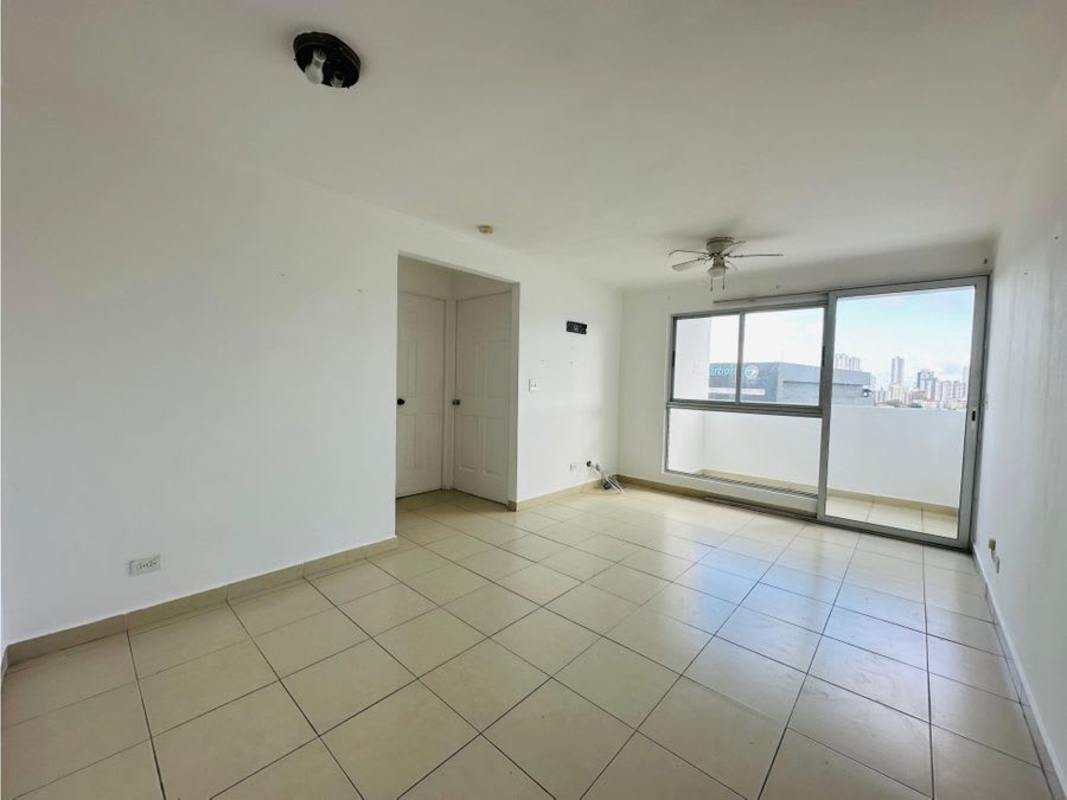 Balcony overlooking Panama City skyline from PH T7 apartment on Via España