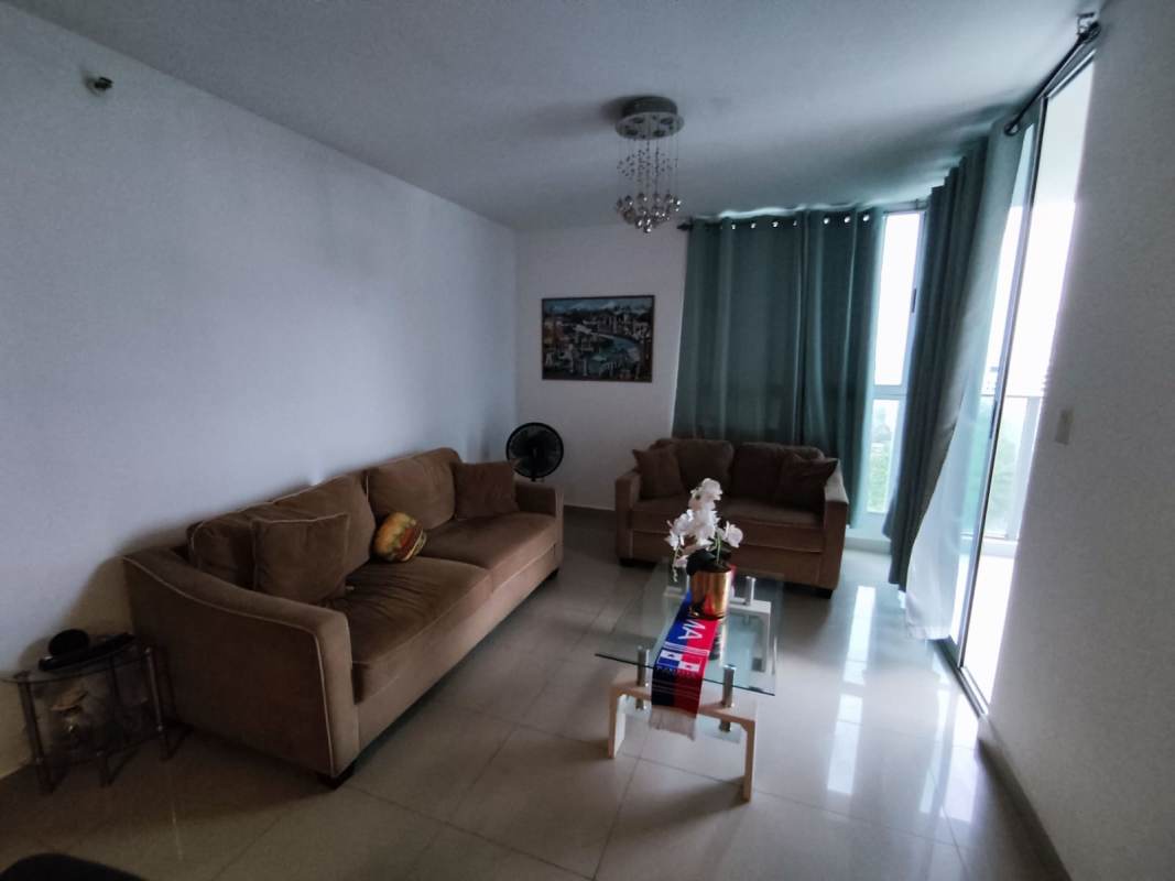 Furnished master bedroom with closet AC and park view in Carrasquilla Panama City