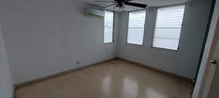 Apartment for Sale in Bethania - 3 bedrooms