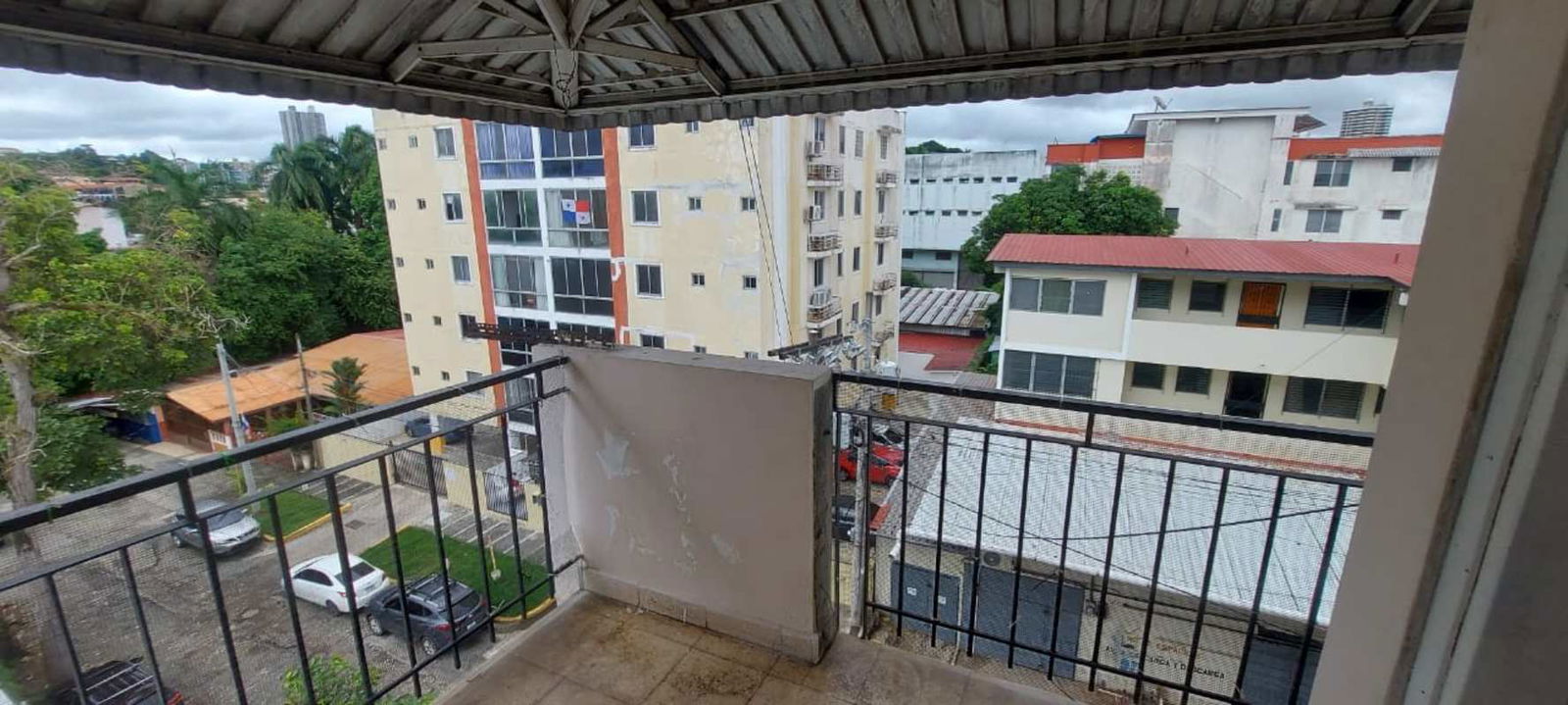 Empty living room space with ceramic tiles in El Ingenio residential Panama City