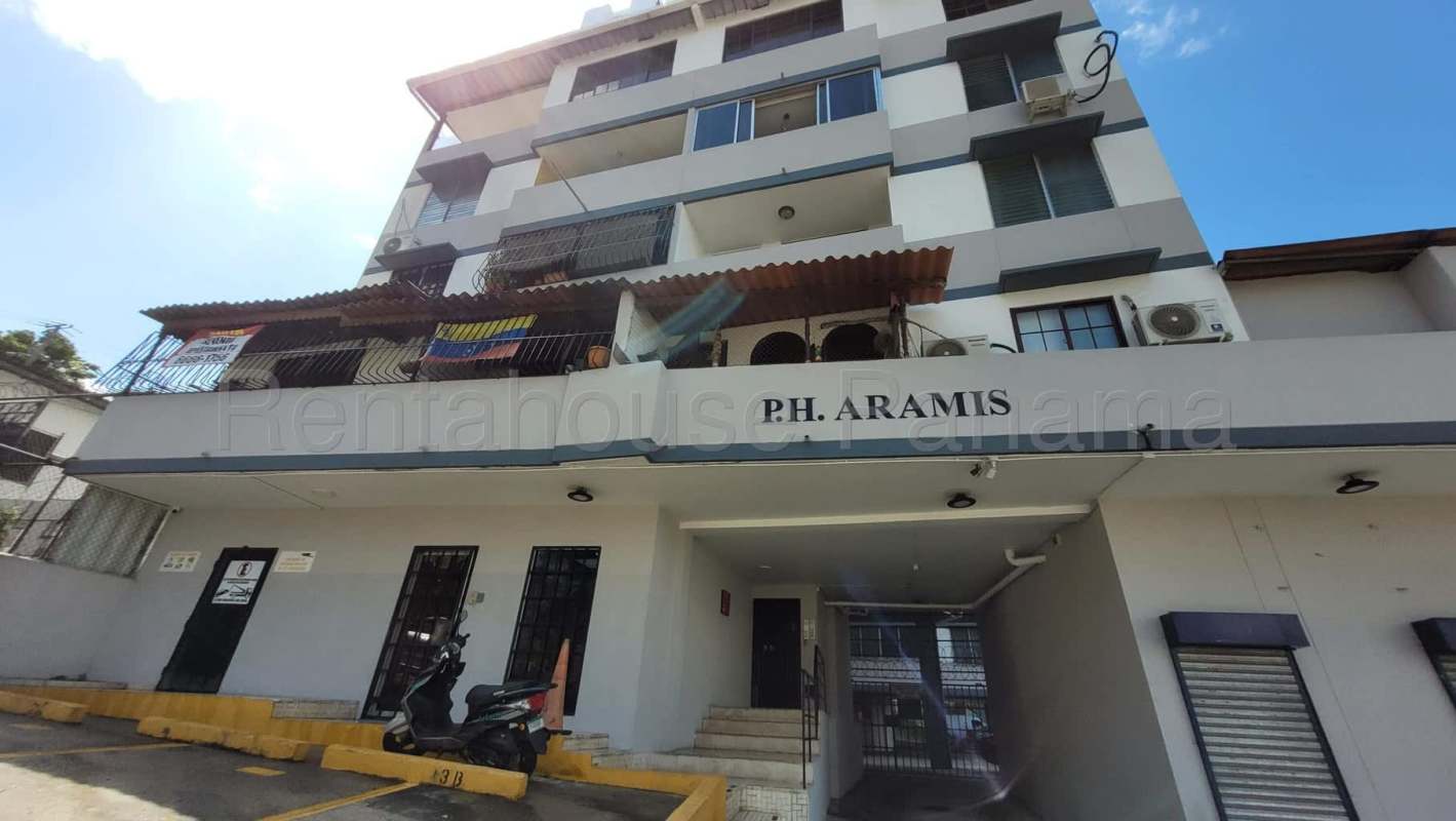 Mid-rise building PH Aramis with balconies and parking Carrasquilla Panama City