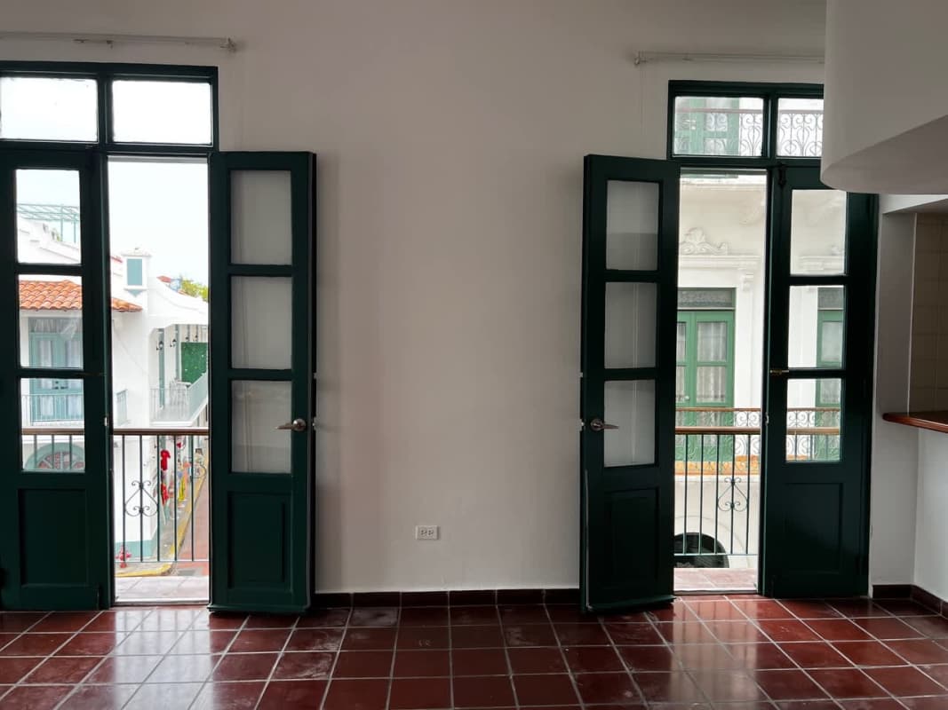 Loft Apartment with Balcony in Casco Viejo Panama